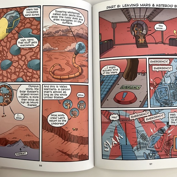 Science Comics 2 Book Bundle - Picture 6 of 16